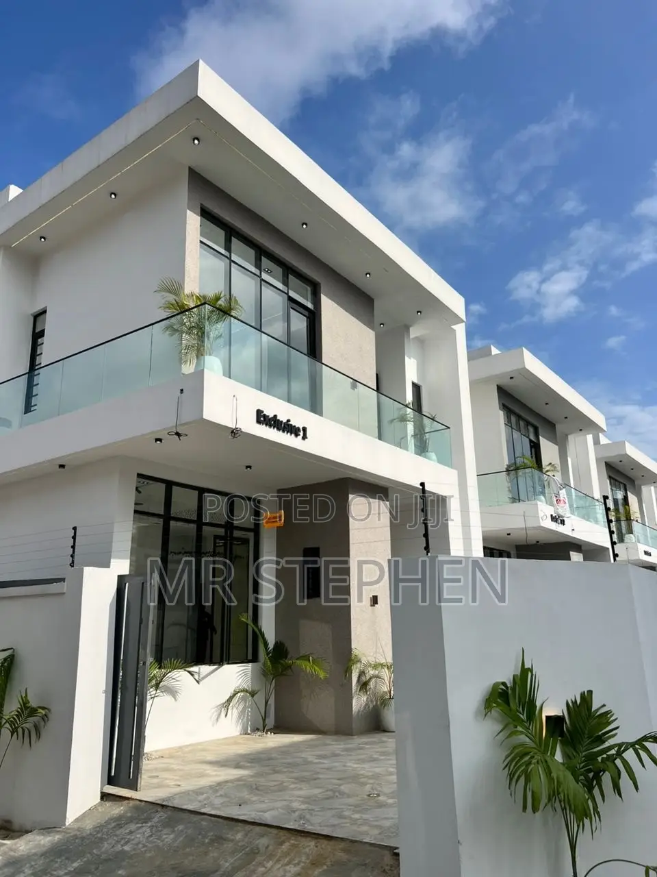 4bdrm Duplex in Palm Estate for sale in Lekki Gardens Estate