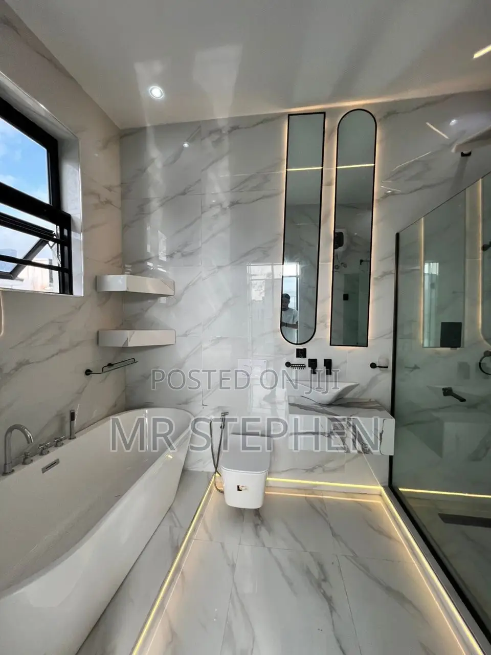 4bdrm Duplex in Palm Estate for sale in Lekki Gardens Estate