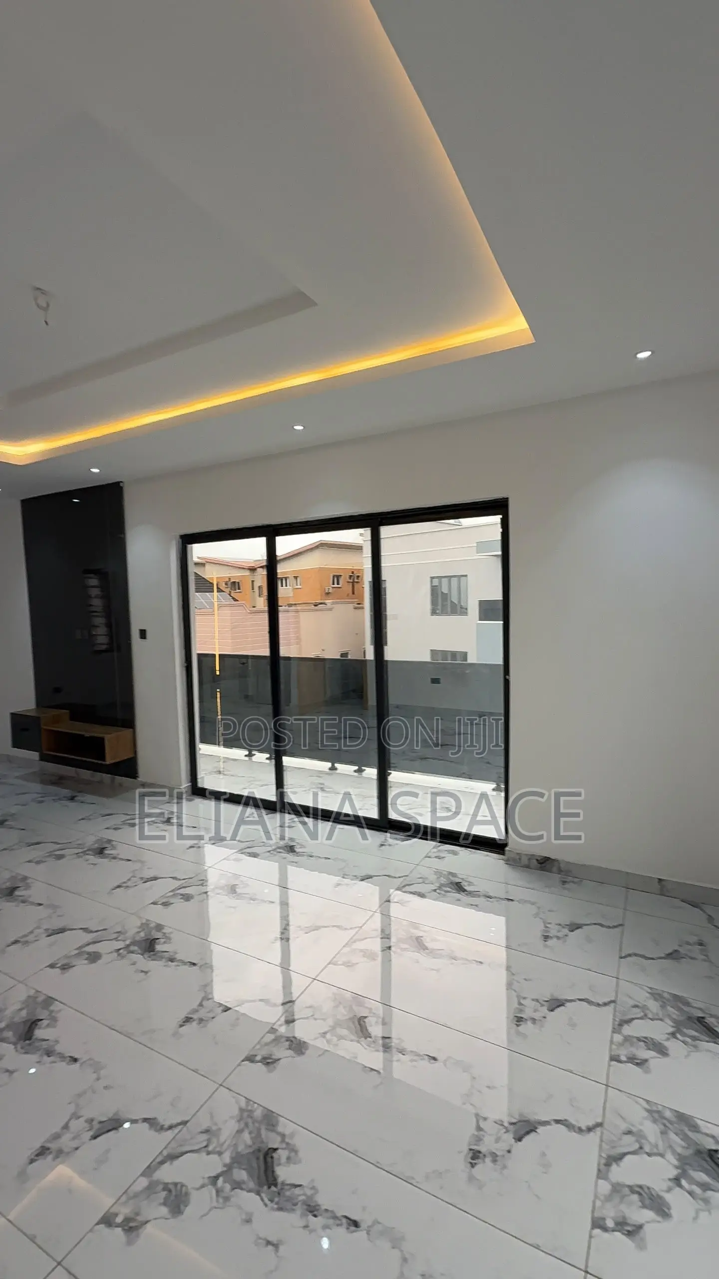 Furnished 5bdrm Duplex in Agege for sale in Agege