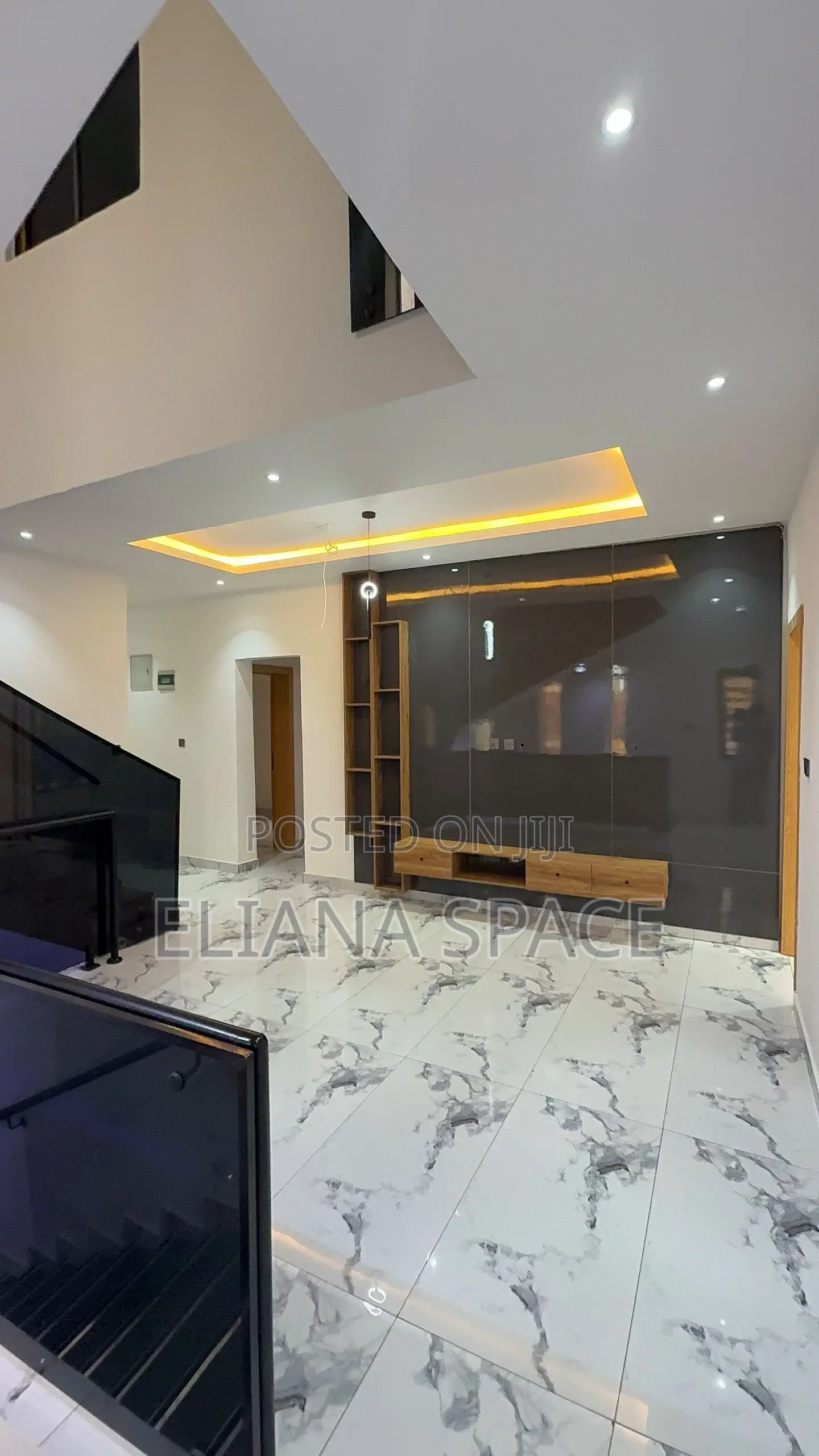 Furnished 5bdrm Duplex in Agege for sale in Agege