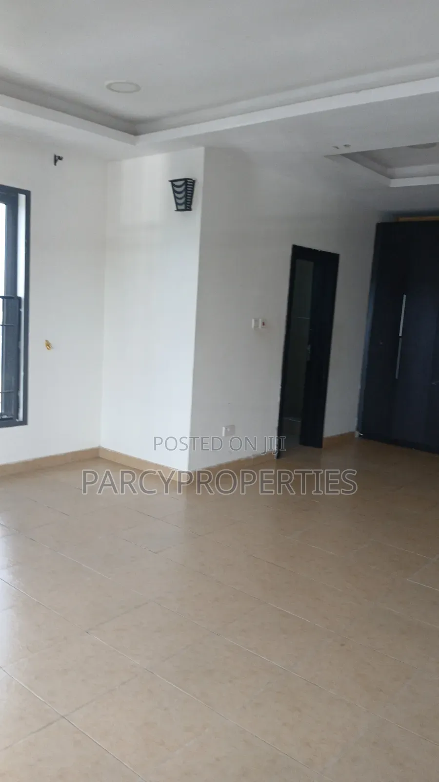 3bdrm Shared Apartment in Oral Estate, Chevron for rent in Chevron