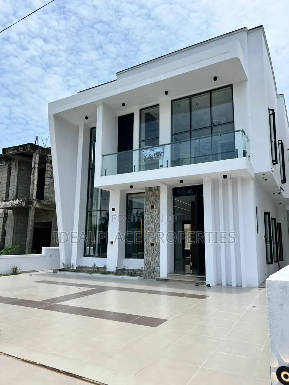 5bdrm Duplex in Ajah for sale in Ajah