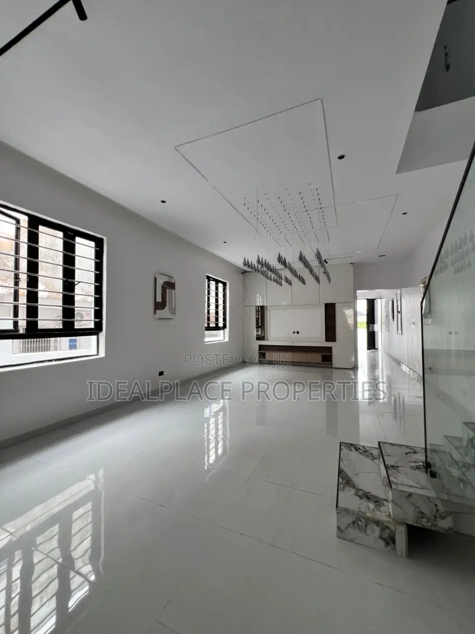 5bdrm Duplex in Ajah for sale in Ajah