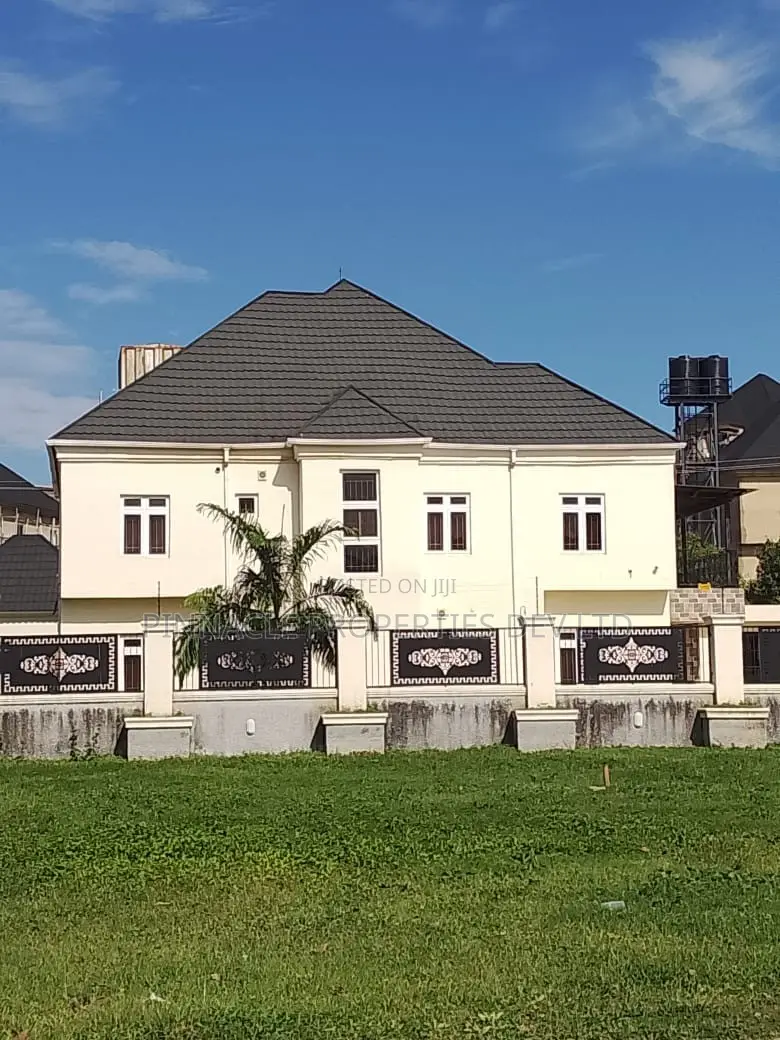 5bdrm Duplex in Admiralty Estate for sale in Asokoro
