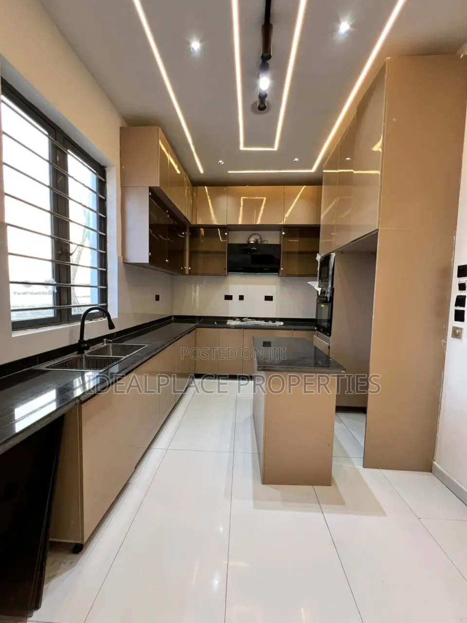 4bdrm Duplex in Ajah for sale in Ajah