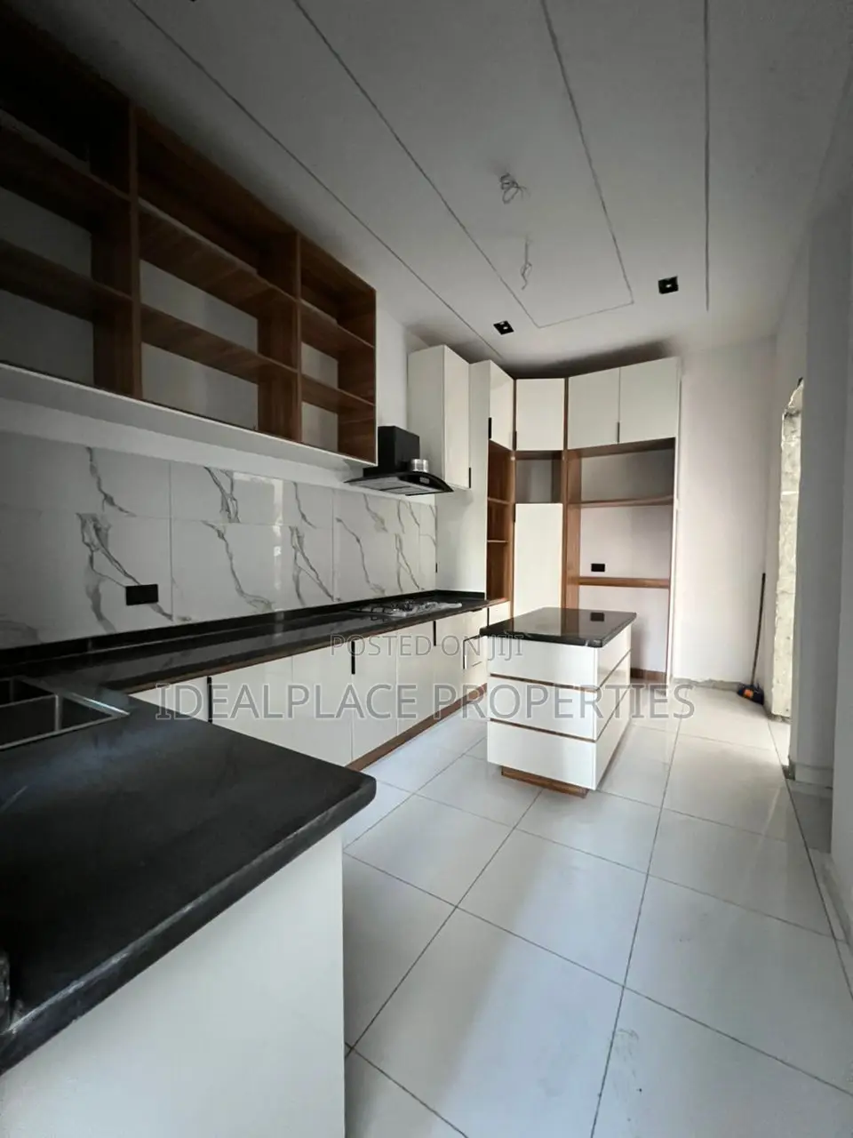 4bdrm Duplex in Ajah for sale in Ajah