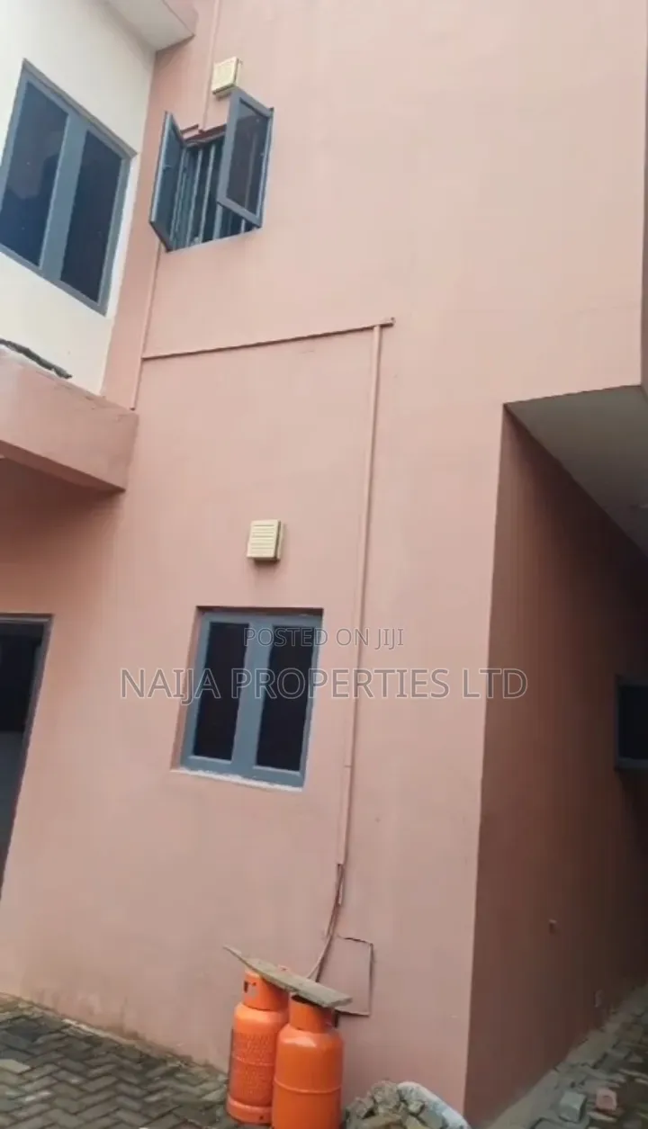 Studio Apartment in Ilasan-Ikate for rent in Ilasan
