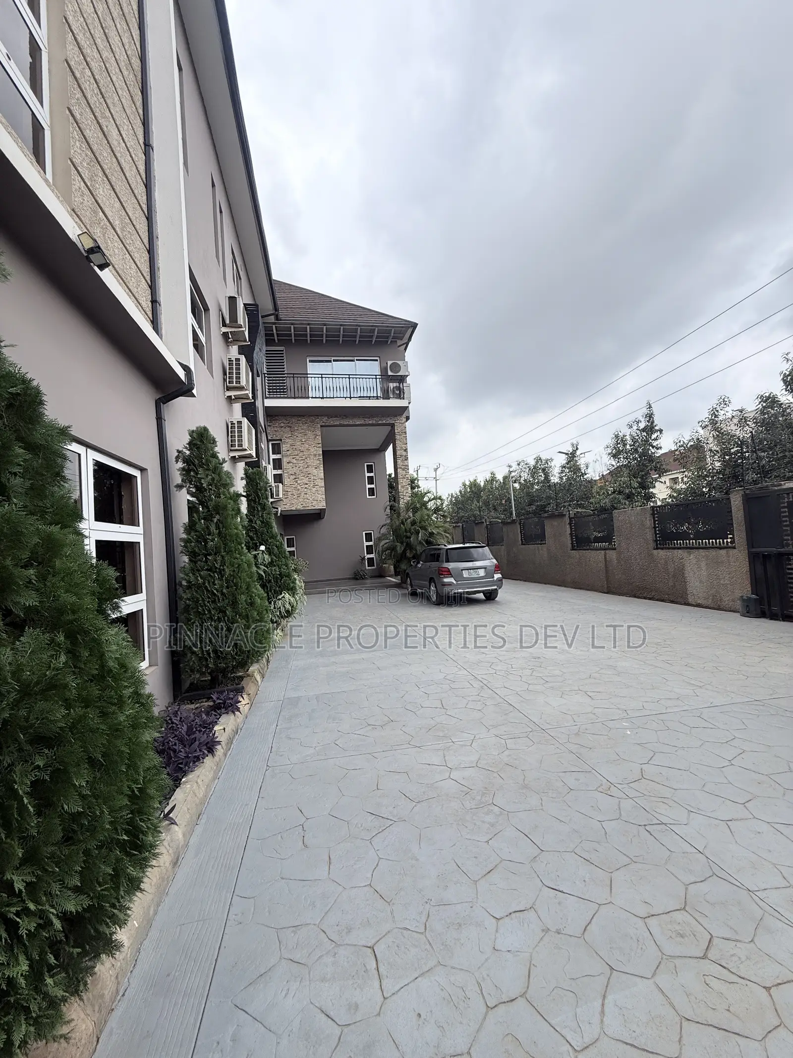 Furnished 13bdrm Apartment in Jahi for rent in Jahi