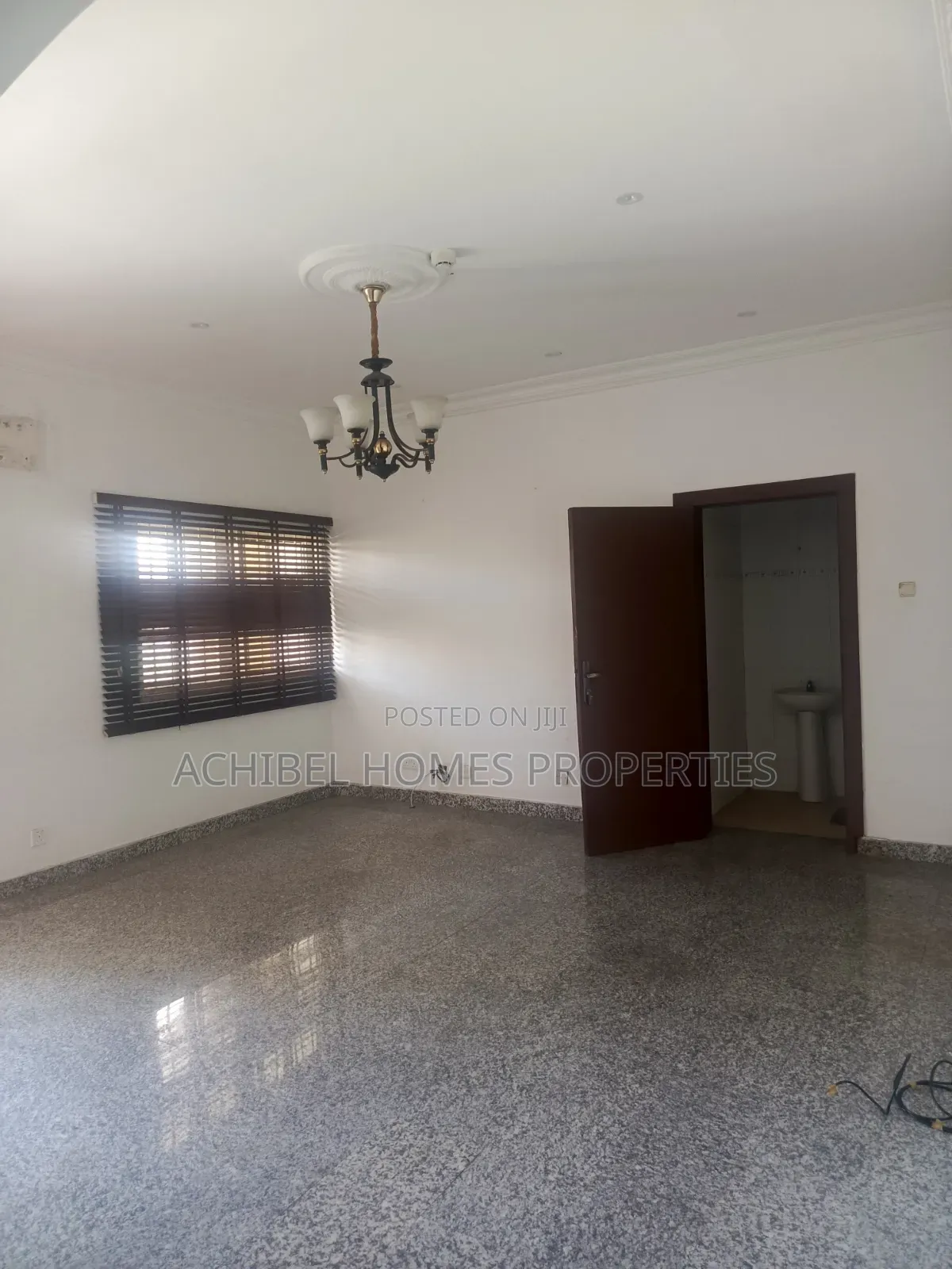 3bdrm Apartment in Off Admiralty Way, Lekki Phase 1 for rent in Lekki Phase 1