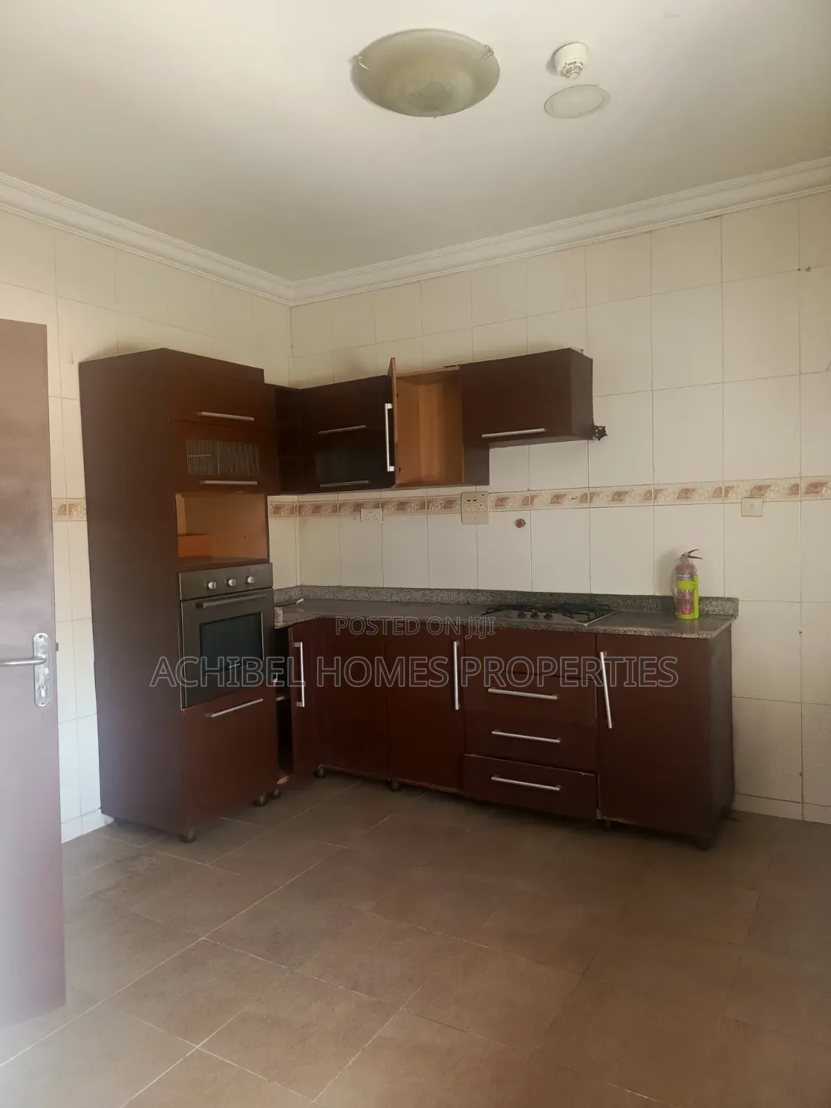 3bdrm Apartment in Off Admiralty Way, Lekki Phase 1 for rent in Lekki Phase 1