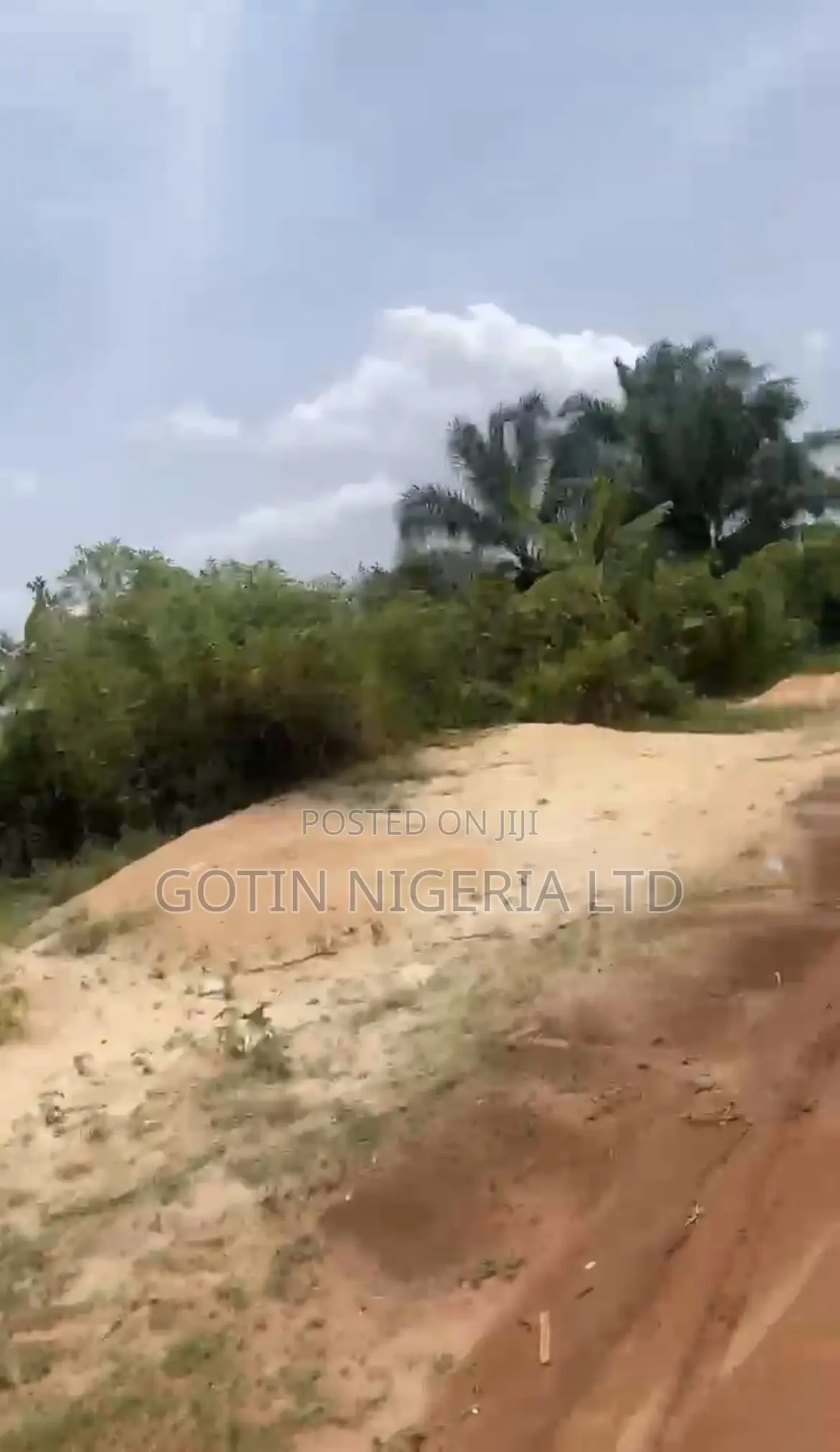 Distress Sale: 100×100ft Land With 3 Trips of Sand, After Ekiadolor in Benin City