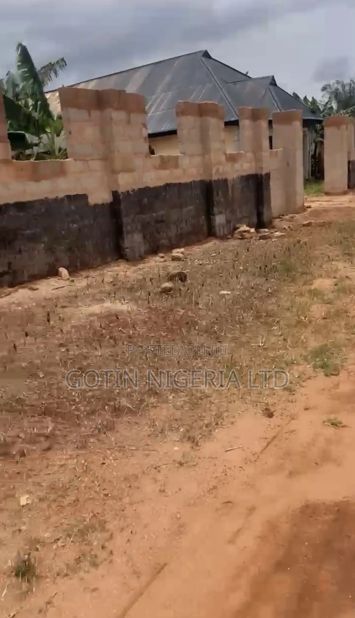 Distress Sale: 100×100ft Land With 3 Trips of Sand, After Ekiadolor in Benin City