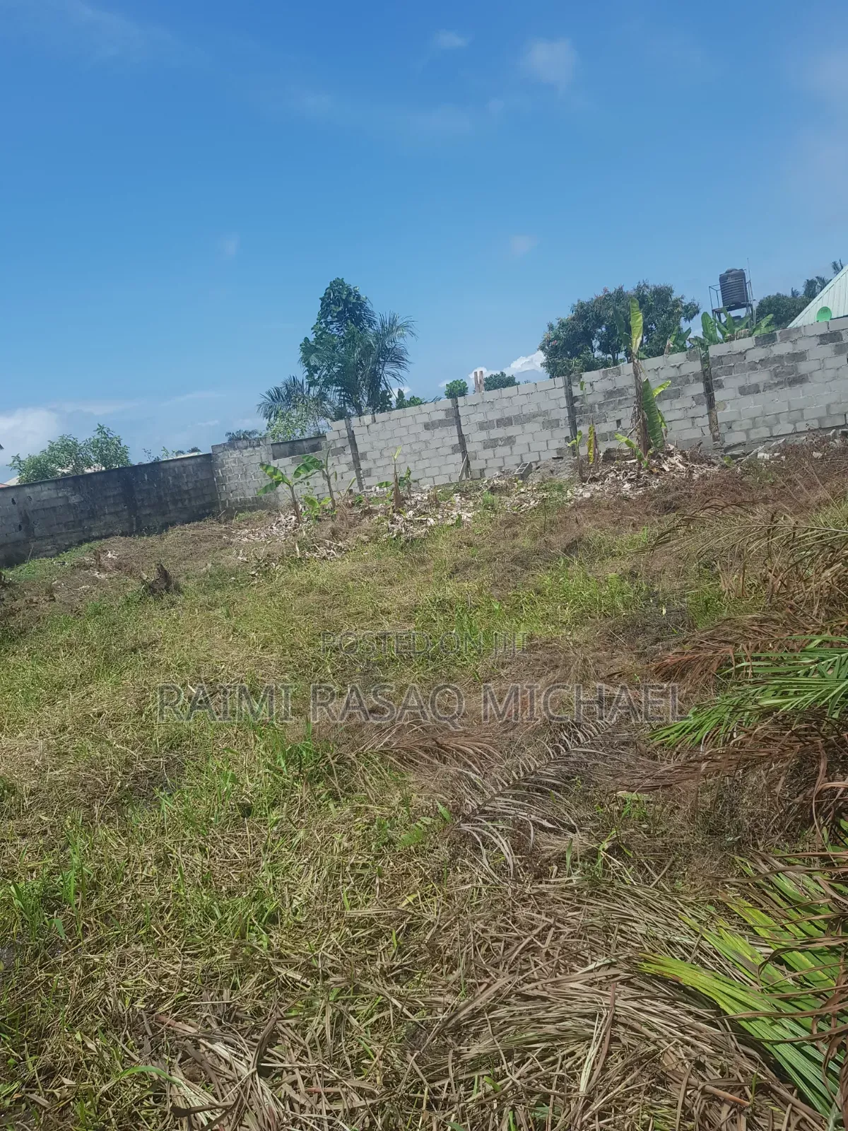 DISTRESS Sale: Very Sharp Full Plot of Land Measuring 600sqm in Awoyaya