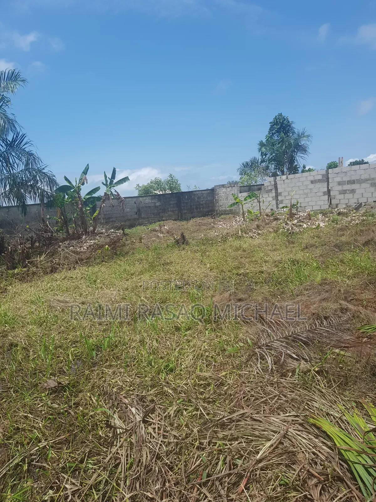 DISTRESS Sale: Very Sharp Full Plot of Land Measuring 600sqm in Awoyaya