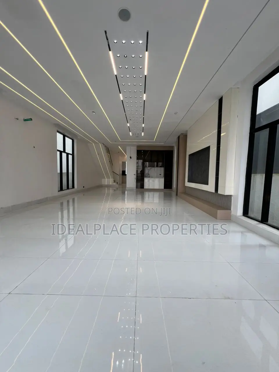 5bdrm Duplex in Ajah for sale in Ajah