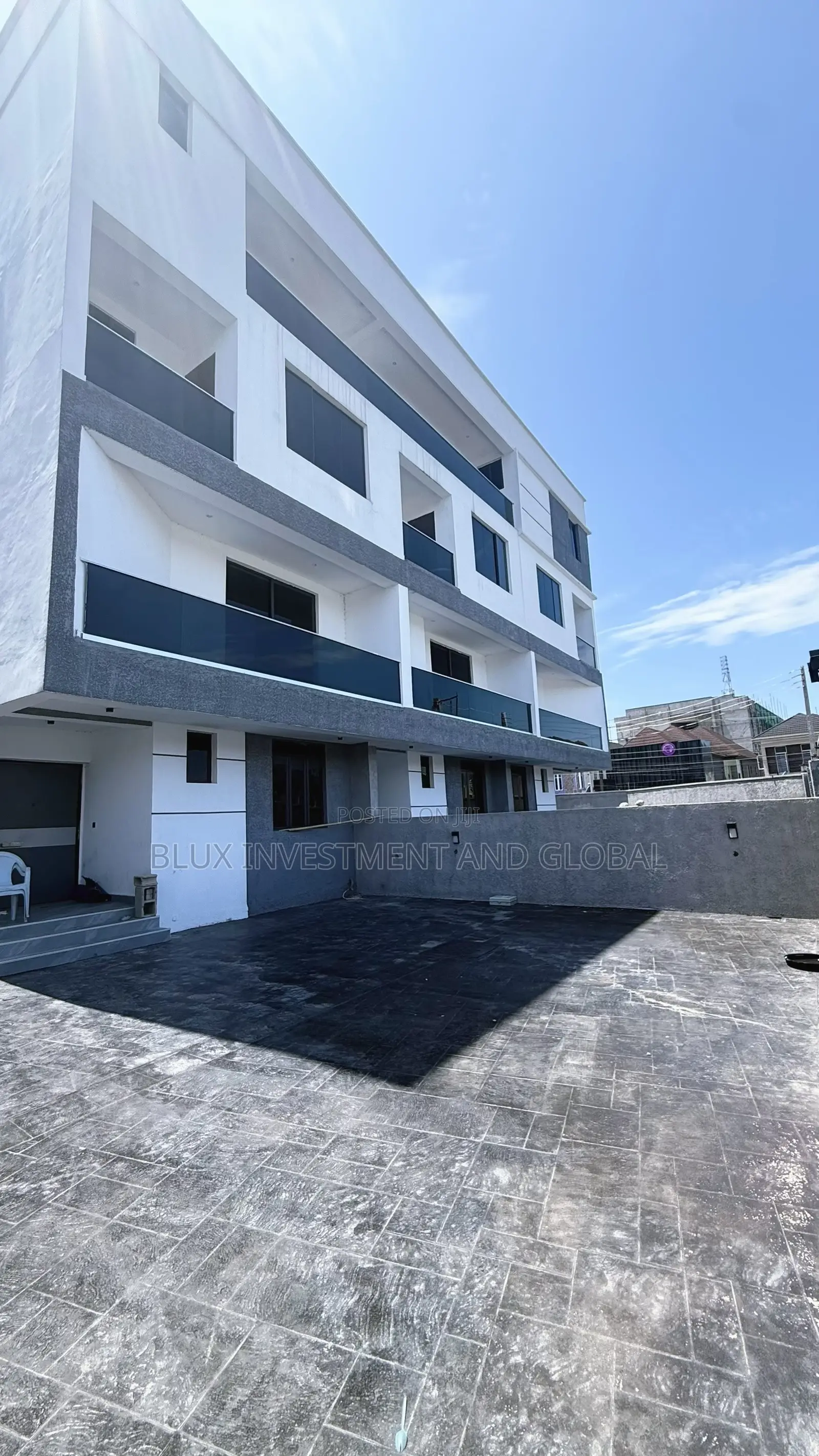 4bdrm Maisonette in Lekki Phase 1 for sale in Lekki Phase 1