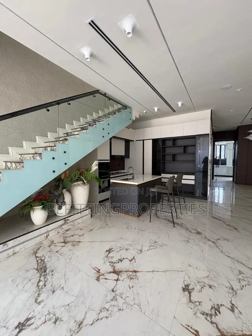 4bdrm Duplex in Lekki for sale in Lekki