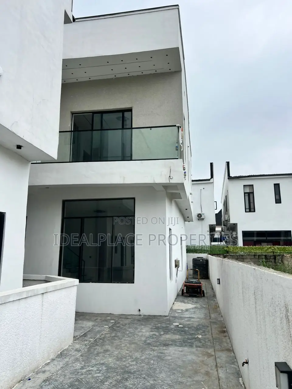 4bdrm Duplex in Ajah for sale in Ajah