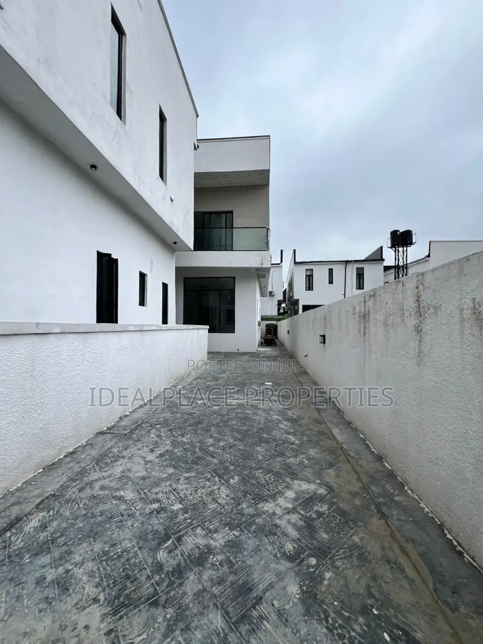 4bdrm Duplex in Ajah for sale in Ajah