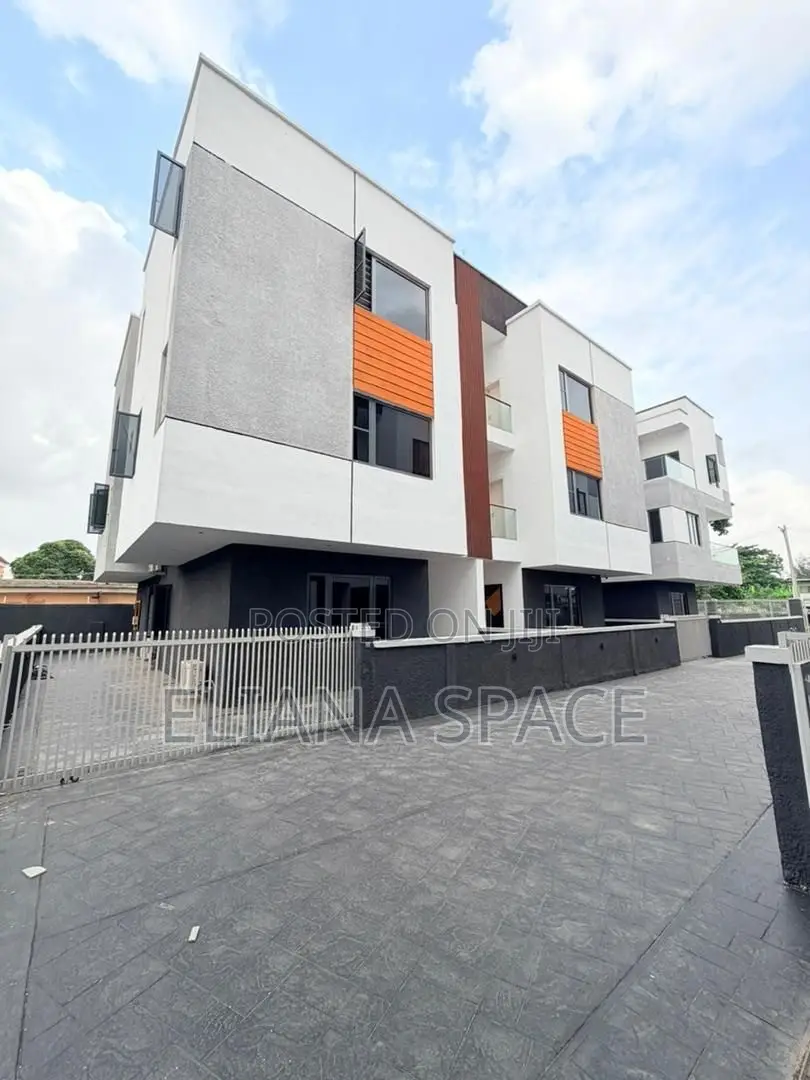 4bdrm Duplex in Adeniyi Jones for sale in Adeniyi Jones