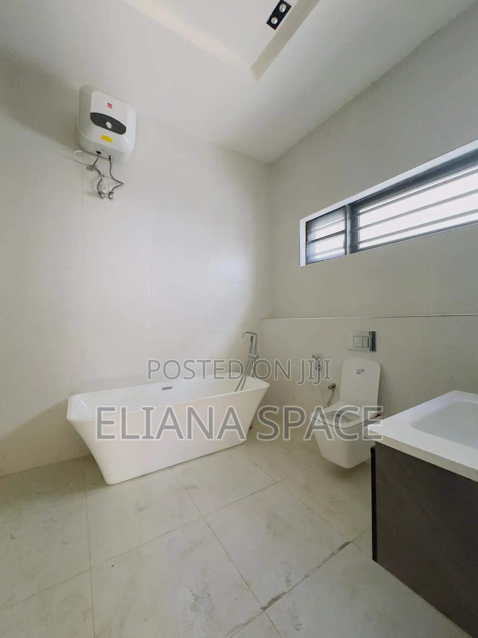 4bdrm Duplex in Adeniyi Jones for sale in Adeniyi Jones