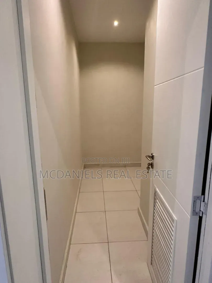 4bdrm Duplex in Lekki Phase 1 for sale in Lekki Phase 1