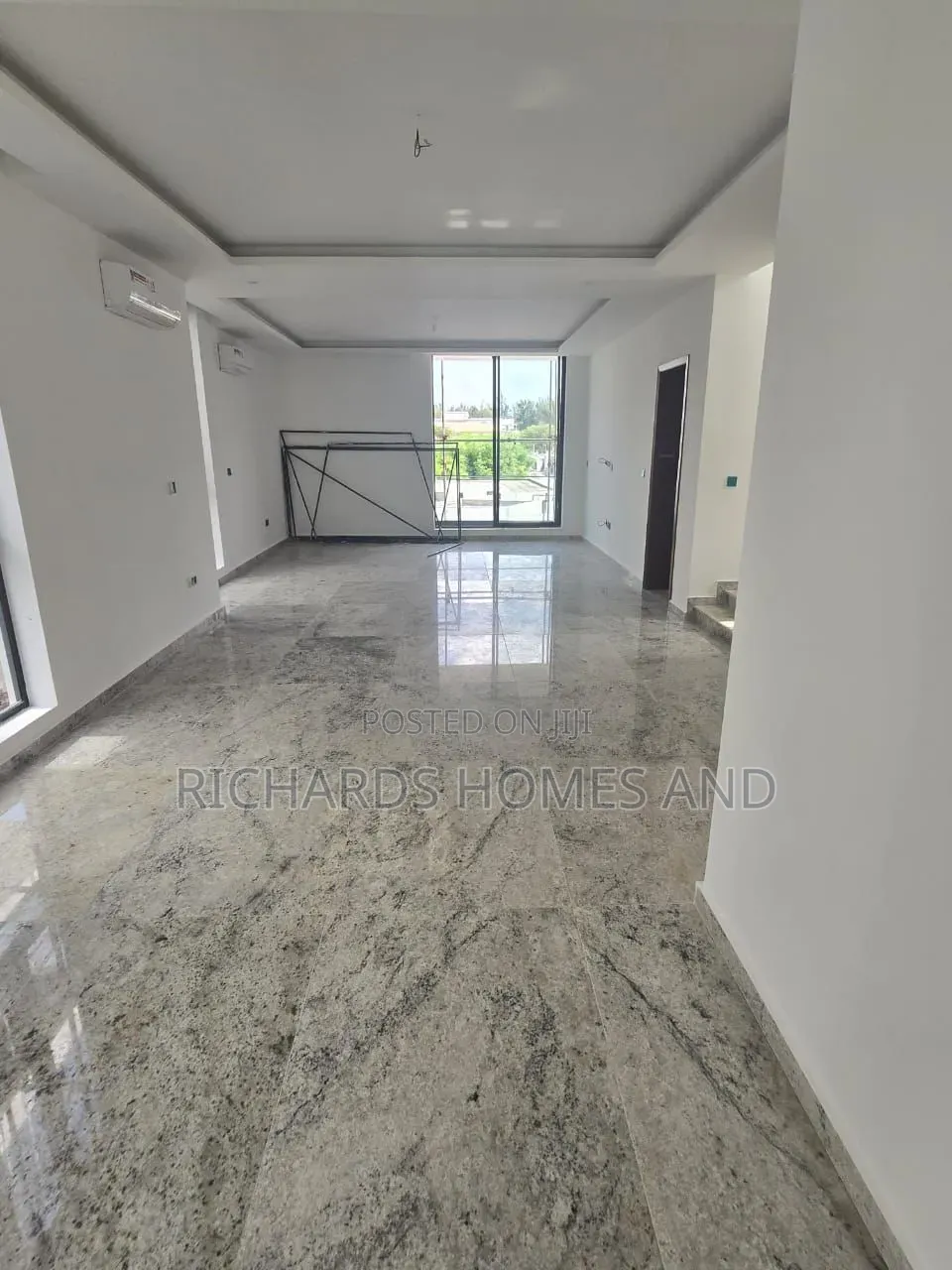6bdrm Duplex in Banana Island for rent in Banana Island
