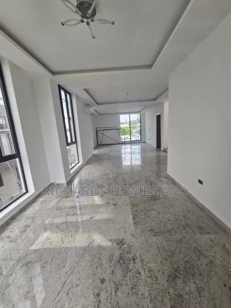 6bdrm Duplex in Banana Island for rent in Banana Island