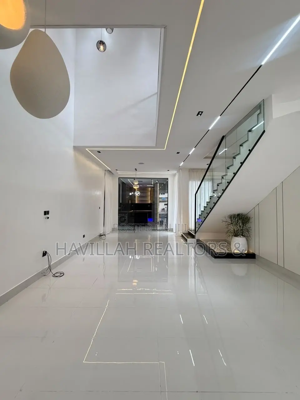 Furnished 5bdrm Duplex in Lekki for sale in Lekki