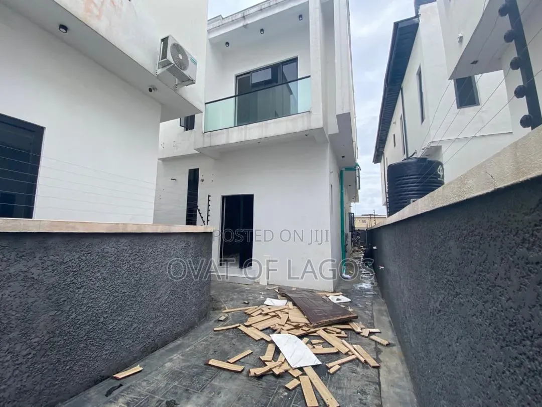 5bdrm Duplex in Orchid, Lekki Expressway for rent in Lekki Expressway