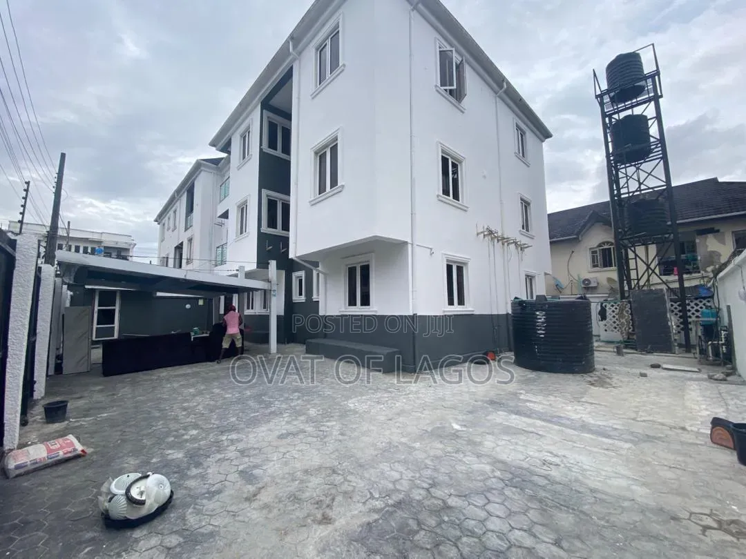3bdrm Apartment in Osapa london for rent in Osapa london