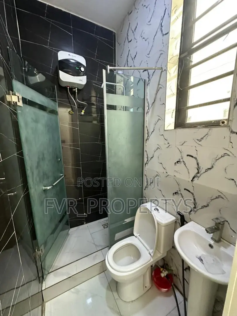 3bdrm Duplex in Ikota Gra for rent in Ikota
