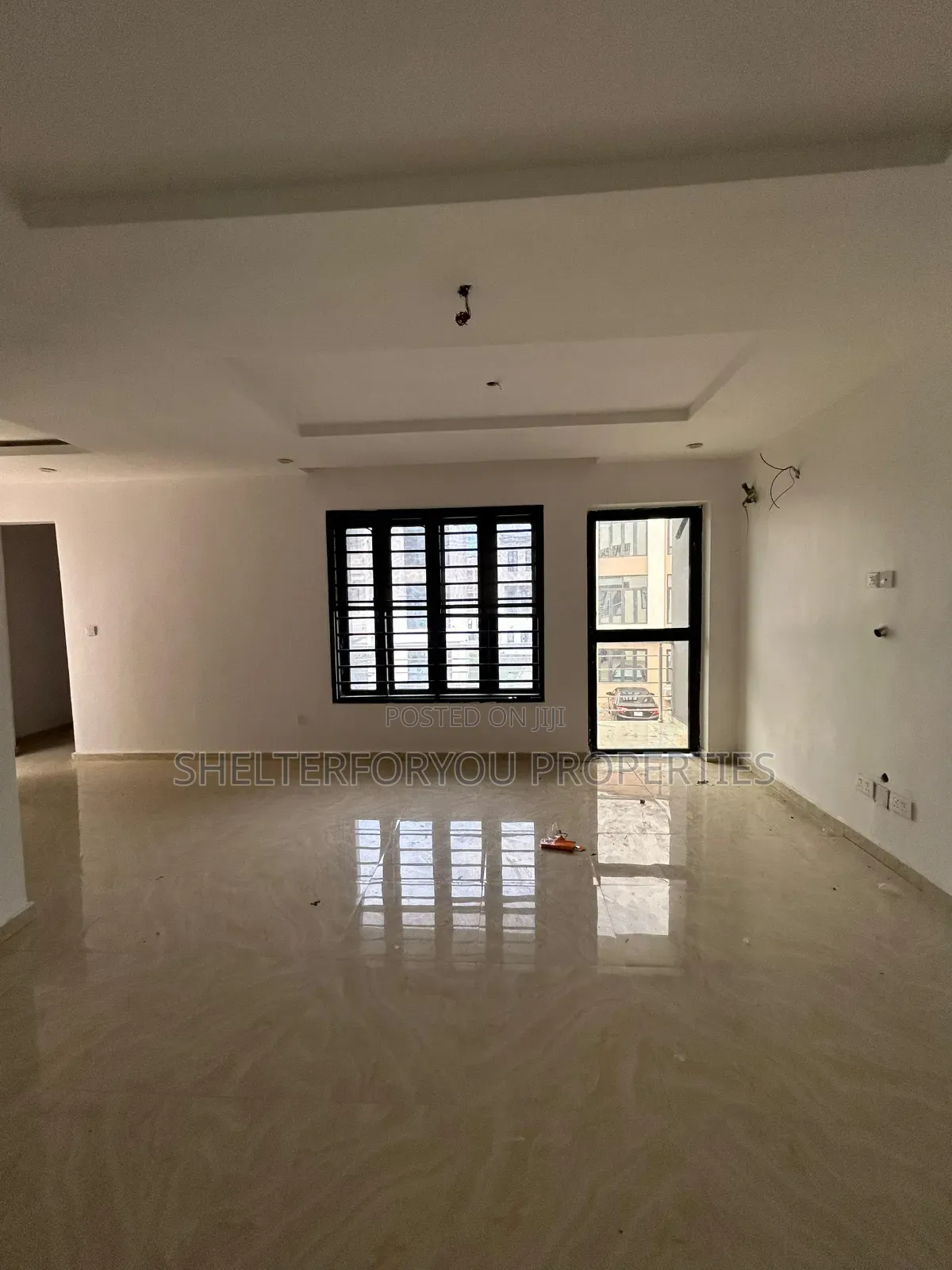 3bdrm Apartment in Ikate for sale in Ikate
