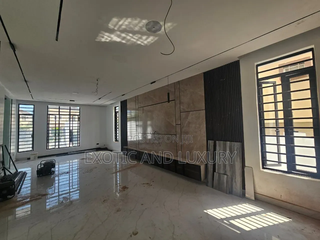 Furnished 5bdrm Duplex in Lekki Phase 1 for sale in Lekki Phase 1