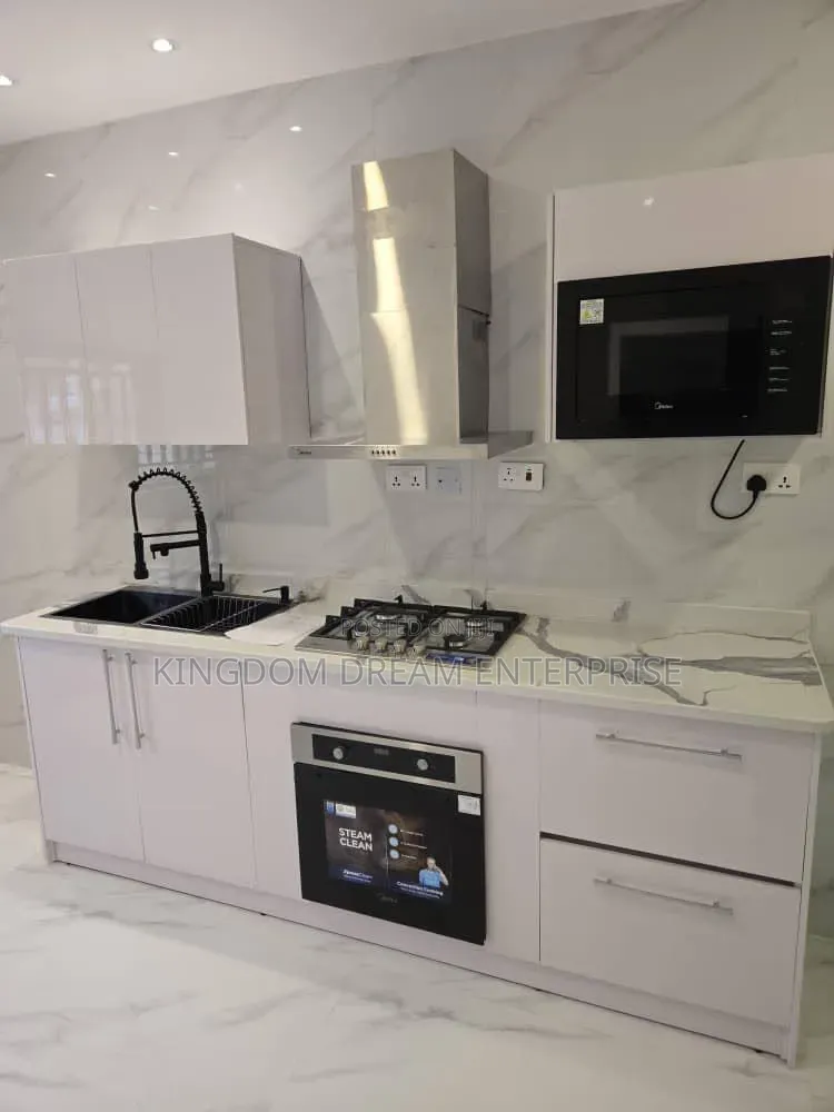 Furnished 3bdrm Apartment in Victoria Island, Adeola Odeku for rent in Adeola Odeku