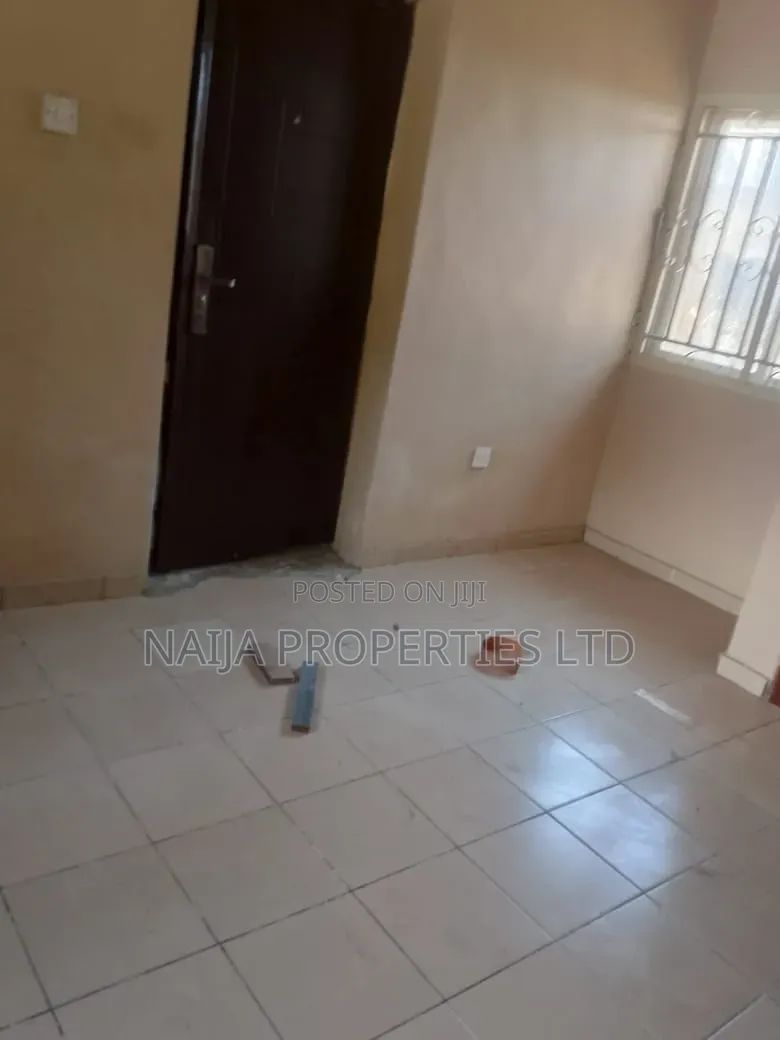 2bdrm Apartment in Furo Ezimora, Lekki Phase 1 for rent in Lekki Phase 1