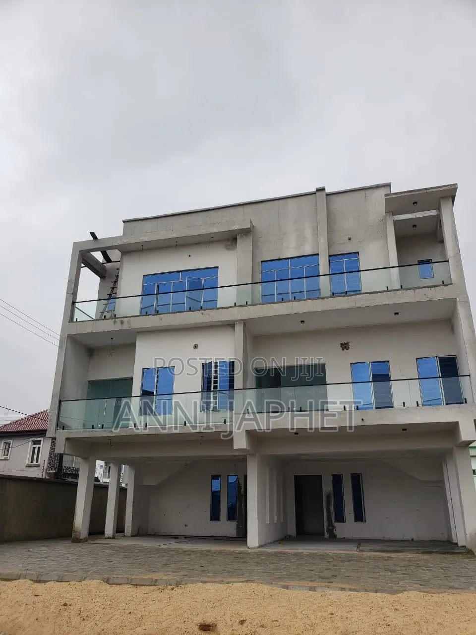 3bdrm Duplex in Prime Home Estate, Lagos Island / Lagos Island for sale in Lagos Island / Lagos Island