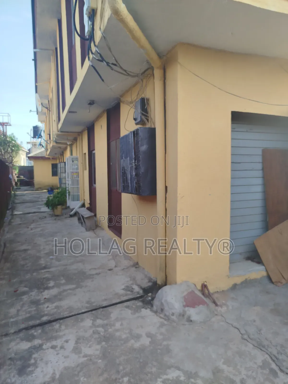 13bdrm House in Ago Palace for sale in Ago Palace