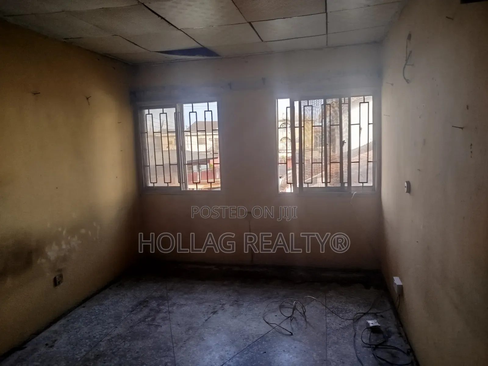 13bdrm House in Ago Palace for sale in Ago Palace
