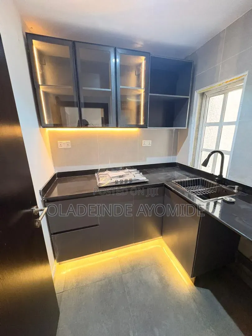 2bdrm Apartment in Lekki Phase 1 for rent in Lekki Phase 1