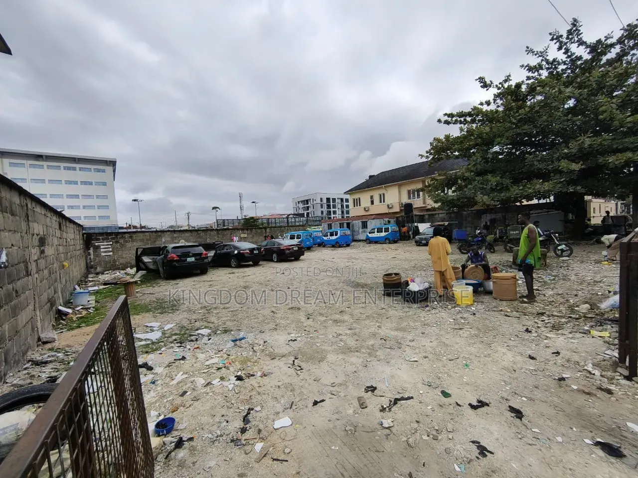 Mixed-Use *728 SQM LAND  Lekki-Phase 1
₦2,000,000 Per SQM in Lekki Phase 1