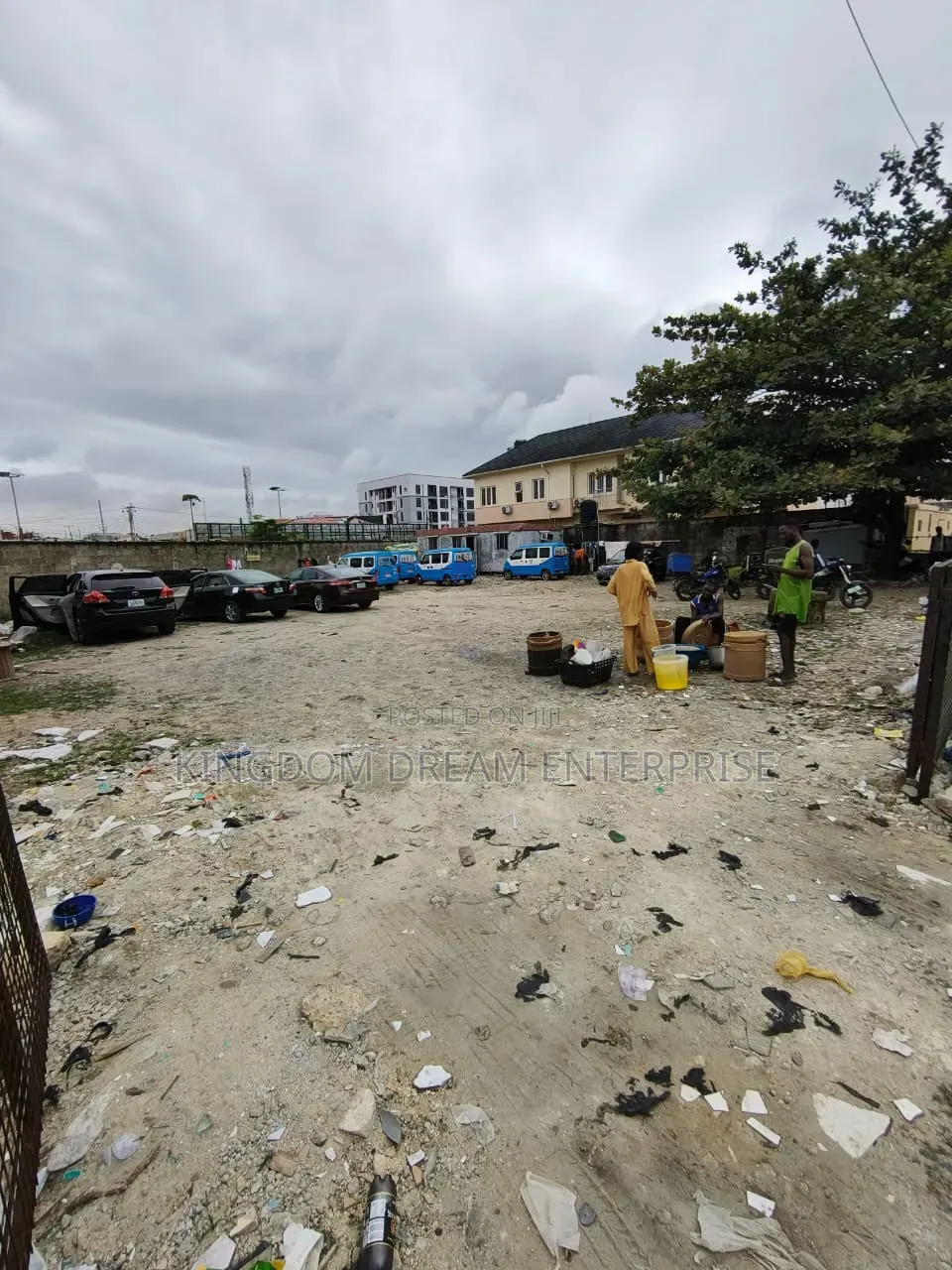 Mixed-Use *728 SQM LAND  Lekki-Phase 1
₦2,000,000 Per SQM in Lekki Phase 1