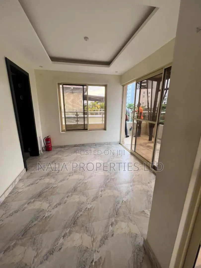 3bdrm Penthouse in Oniru Estate, Victoria Island Extension for rent in Victoria Island Extension