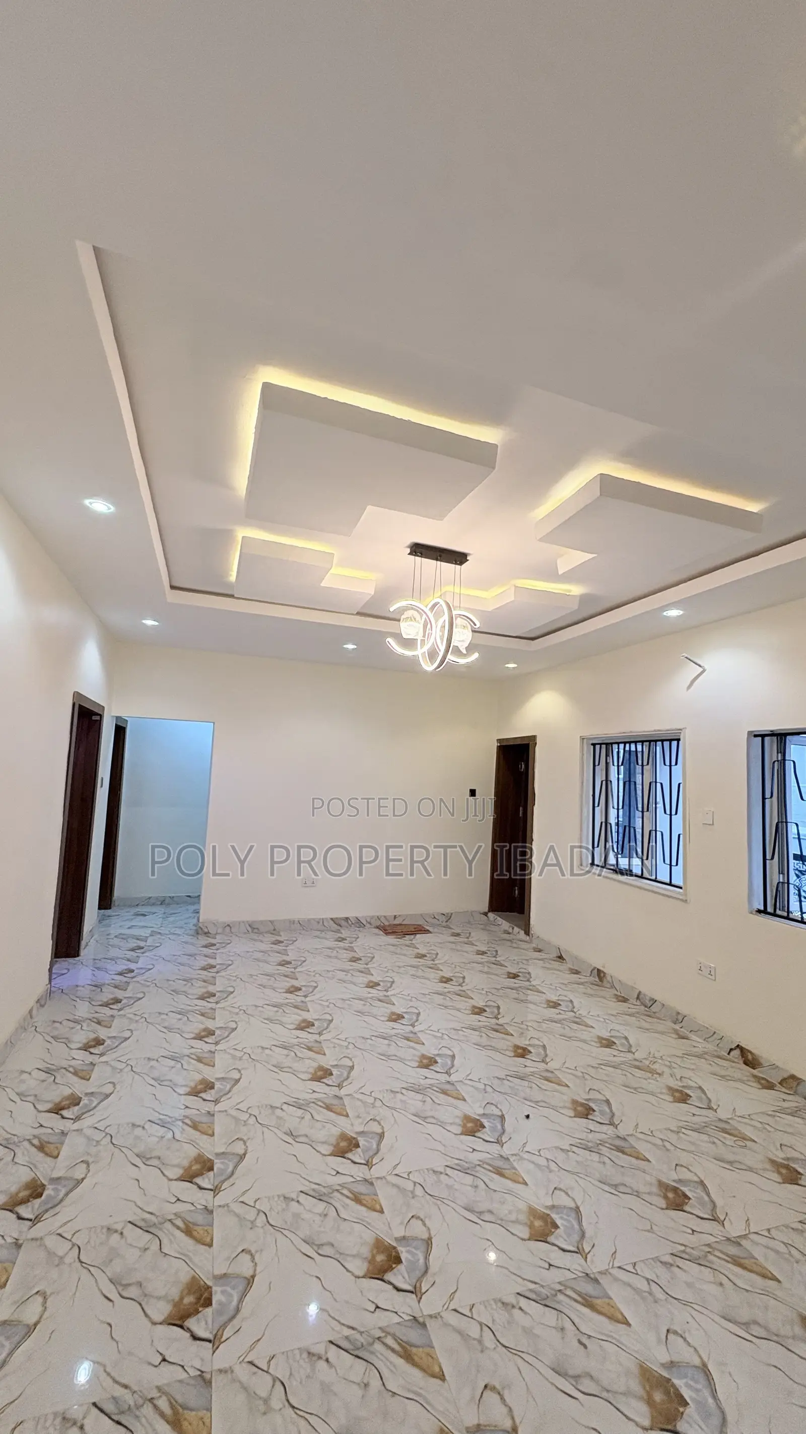 3bdrm Block of Flats in Iyaana Church, Iwo Road for rent in Iwo Road