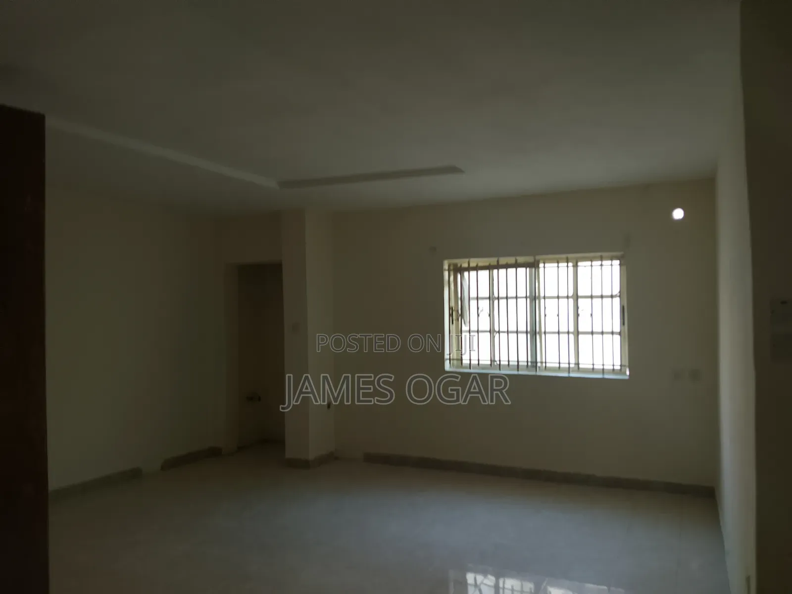 3bdrm Block of Flats in Chevron Drive for rent in Chevron