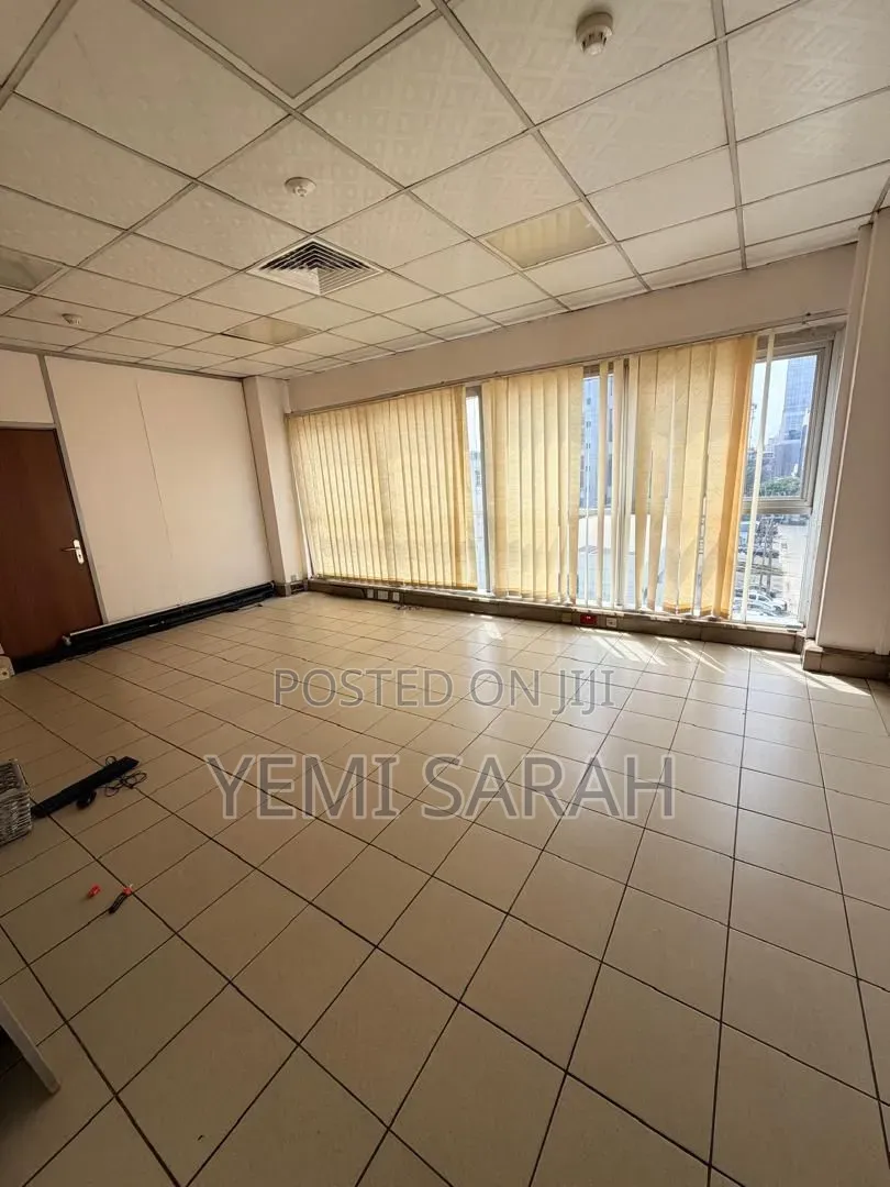 Commercial Office Space Available in Ahmadu Bello Way