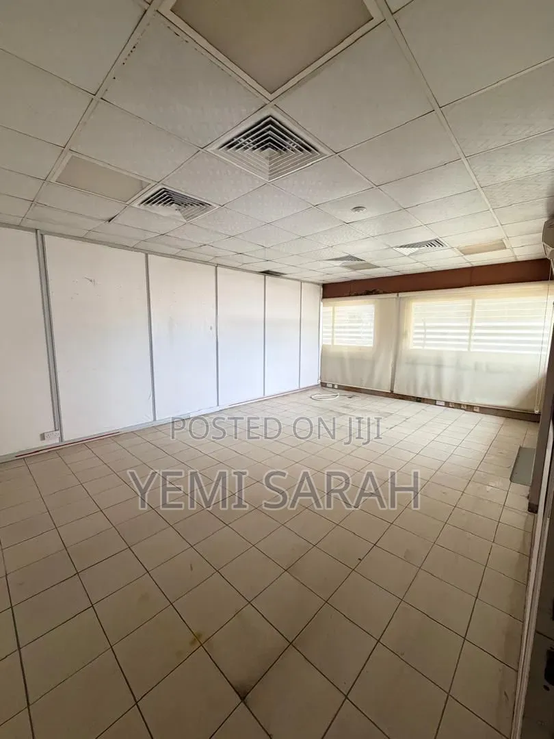 Commercial Office Space Available in Ahmadu Bello Way
