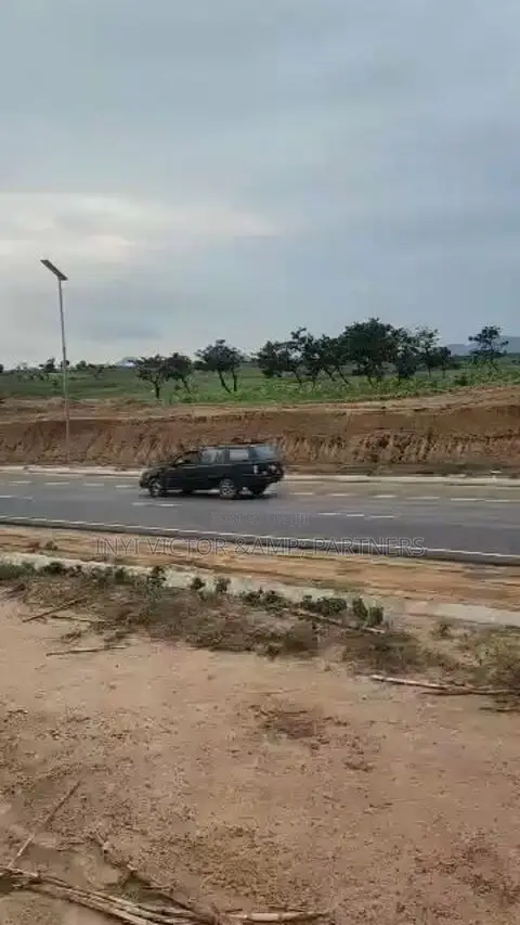 65.82 Hectares of Land for Sale - Idu, Abuja. (Tarred Access Road) in Idu Industrial