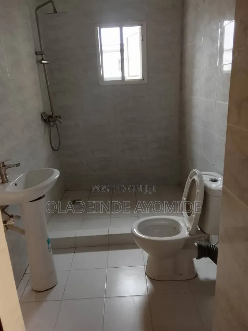 3bdrm Apartment in Chevron for rent in Chevron