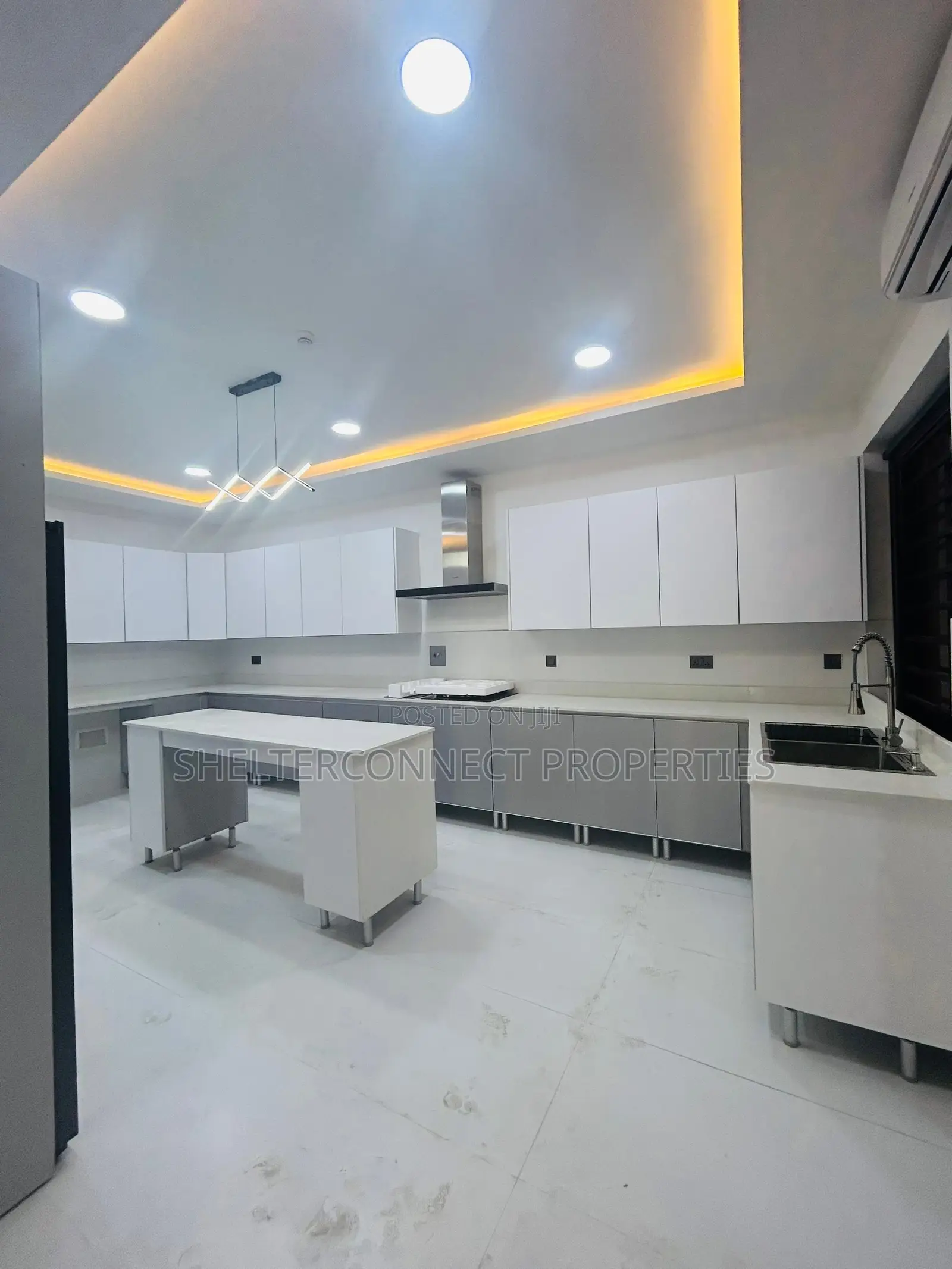 4bdrm Maisonette in Ikoyi Lagos for rent in Ikoyi